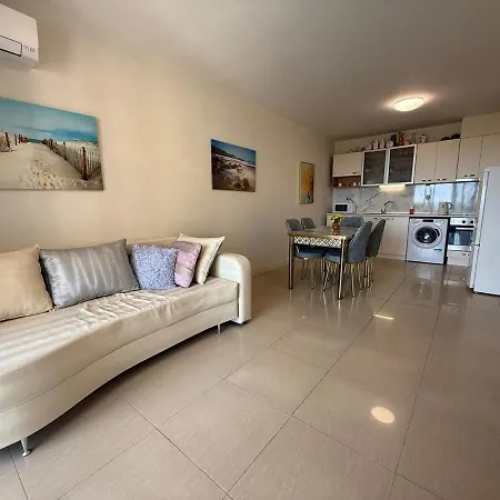 Apartment Lovely 2 Bedroom 2 Bath With View And A Pool St Konstantin And Elena